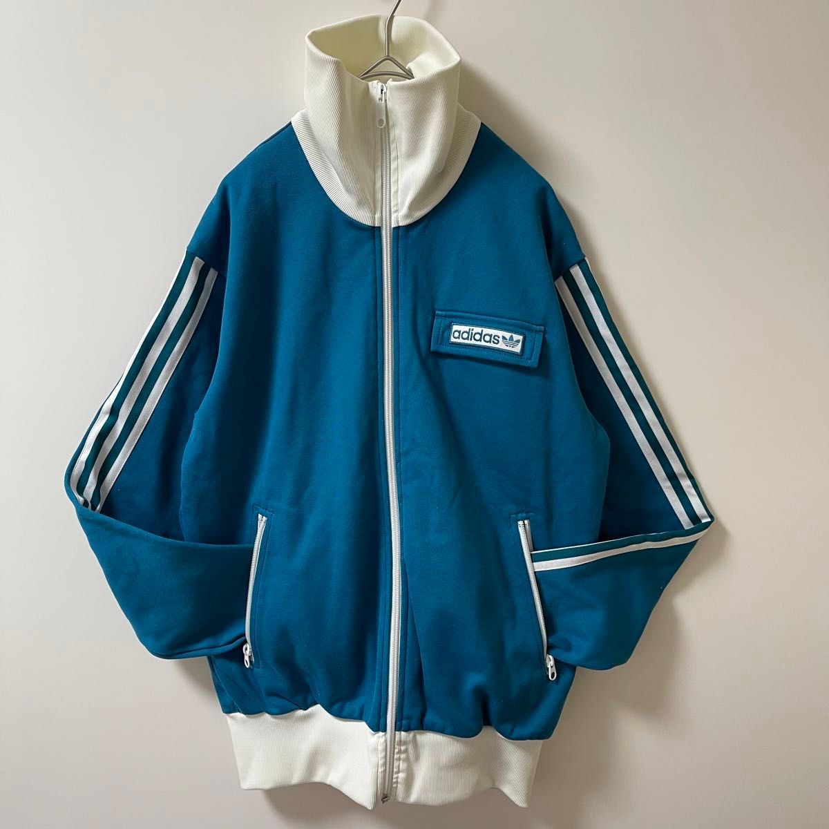 美品】レア adidas アディダス ジャージ トラックジャケット 美品】レア adidas アディダス ジャージ トラックジャケット