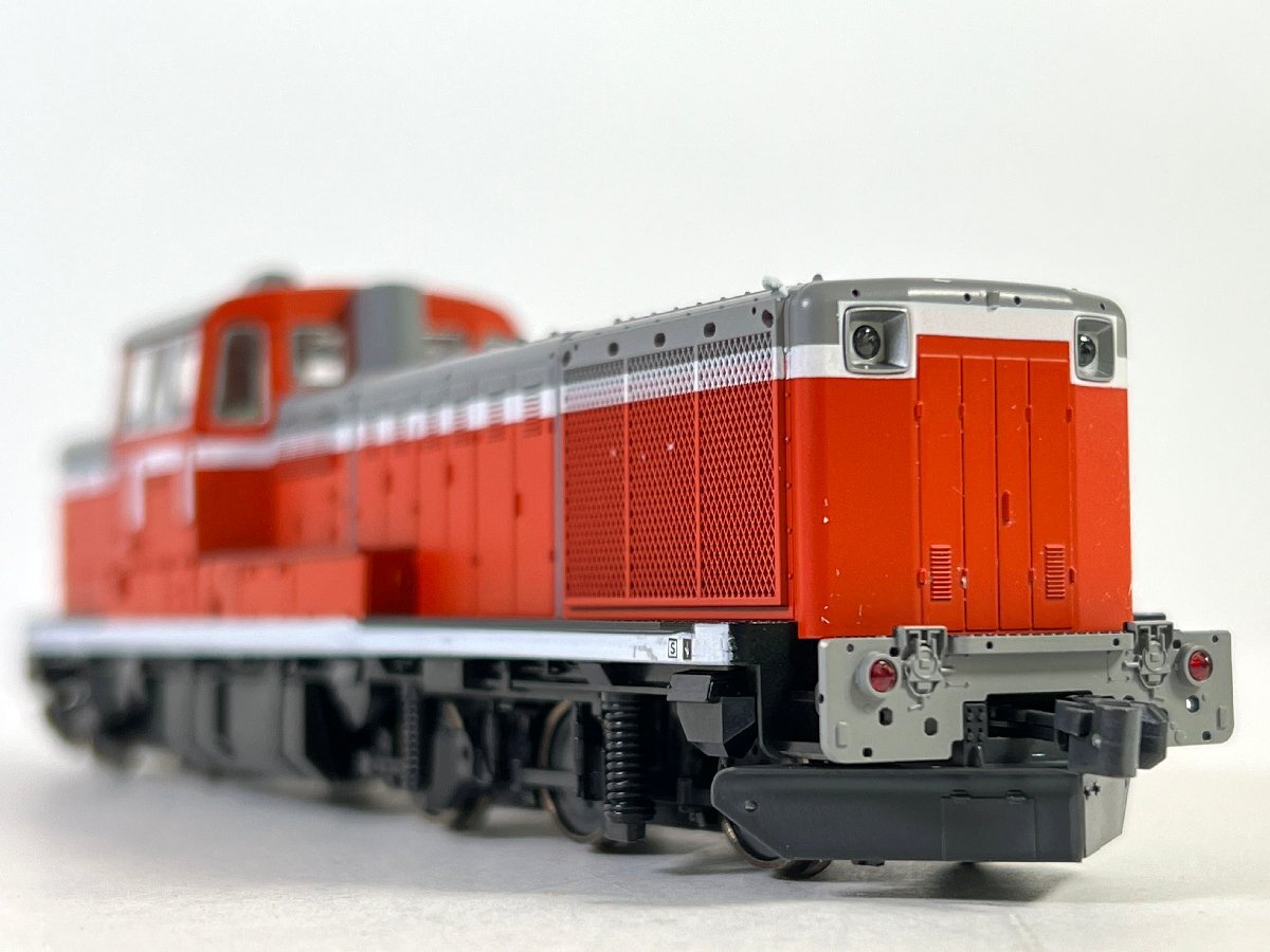 2-32* HO gauge KATO 1-703 DE10 diesel locomotive Kato railroad model (ast)