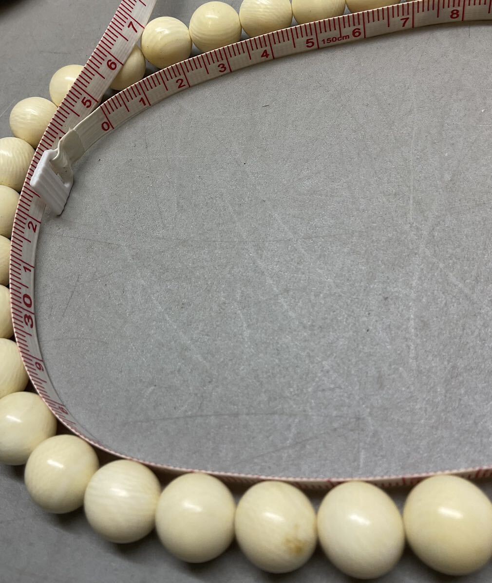  ivory manner necklace accessory . diameter 11mm neck around 35cm weight 46.8g