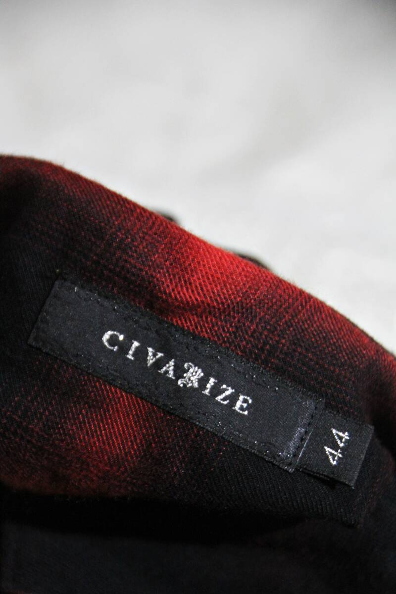 b4 クリーニング済み CIVARIZE/シヴァーライズ チェック柄 細身 ロング丈 長袖シャツ 黒赤/44_画像7