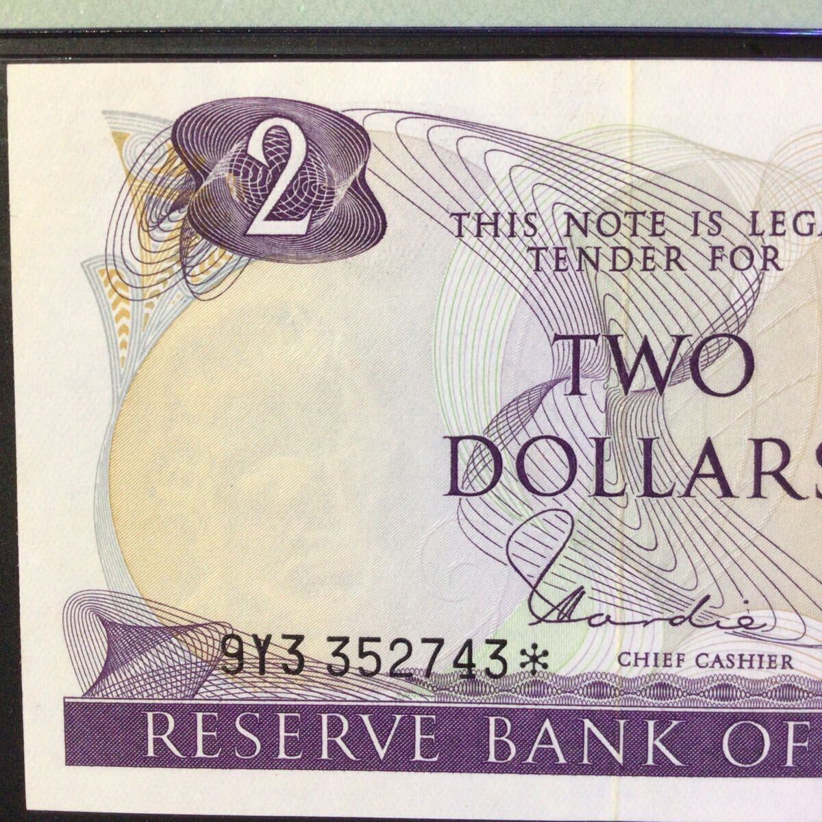 World Banknote Grading NEW ZEALAND《Reserve Bank of New Zealand》2 Dollars【1977-81】〔Replacement〕『PMG Grading Gem Unc 65 EPQ』_画像4