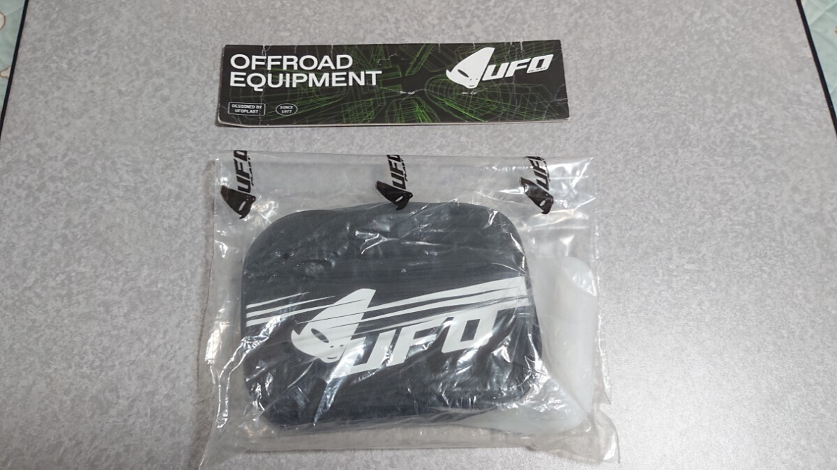 未使用 UFO リヤフェンダーバック Mサイズ ツールバック 小物入れ 品番UF-2212-K 廃盤商品 XLR XR CRF DR TS KLX等に_画像5