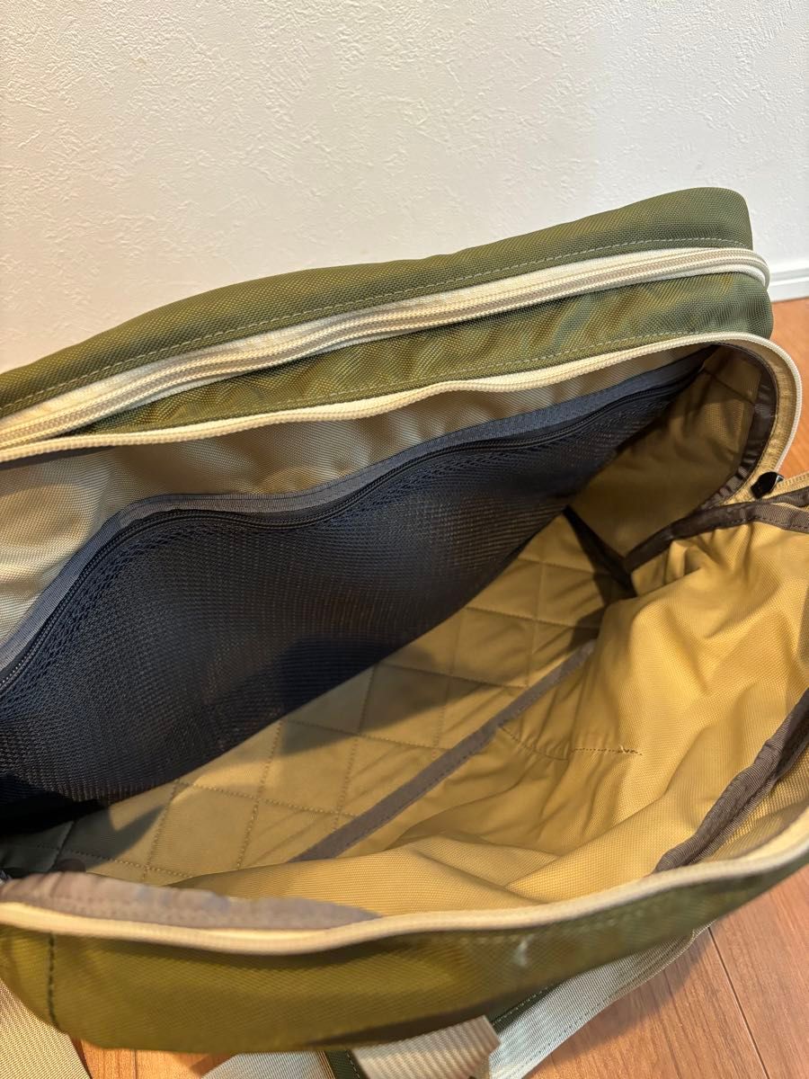 美品 patagonia パタゴニア ブリーフケース 22L ヘッドウェイ 美品 patagonia パタゴニア ブリーフケース 22L ヘッドウェイ