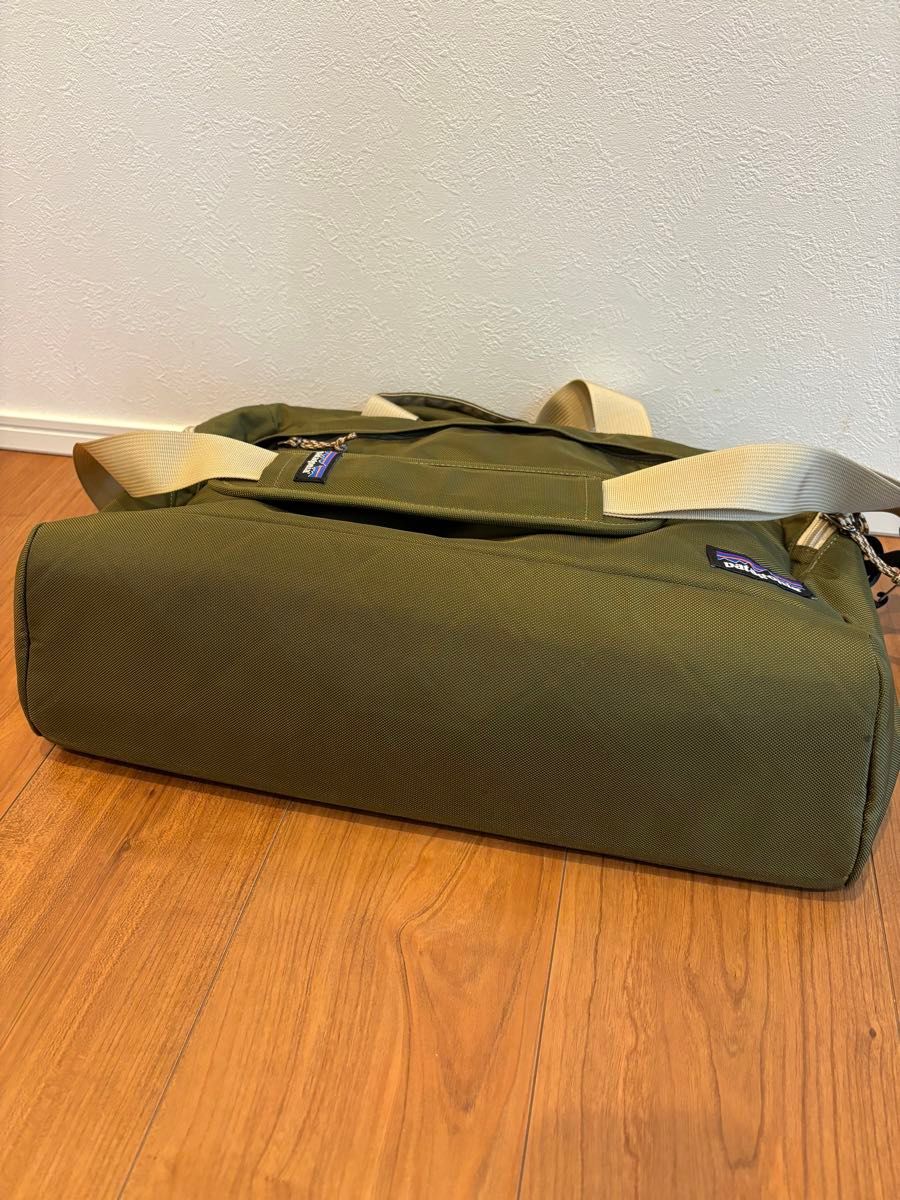 美品 patagonia パタゴニア ブリーフケース 22L ヘッドウェイ 美品 patagonia パタゴニア ブリーフケース 22L ヘッドウェイ