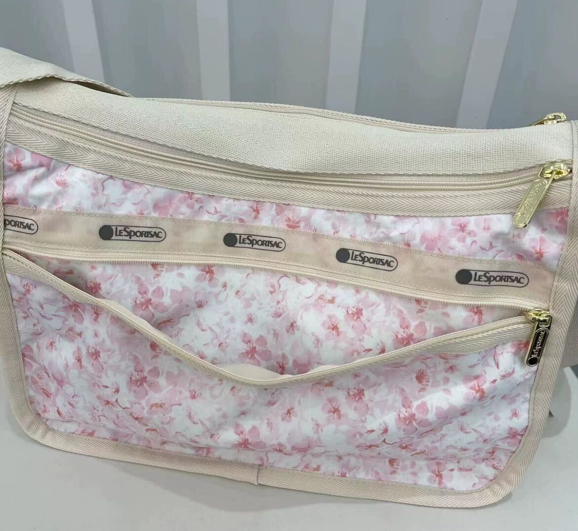 レスポートサック 花柄 ショルダーバッグ 7507 LeSportsac の画像4