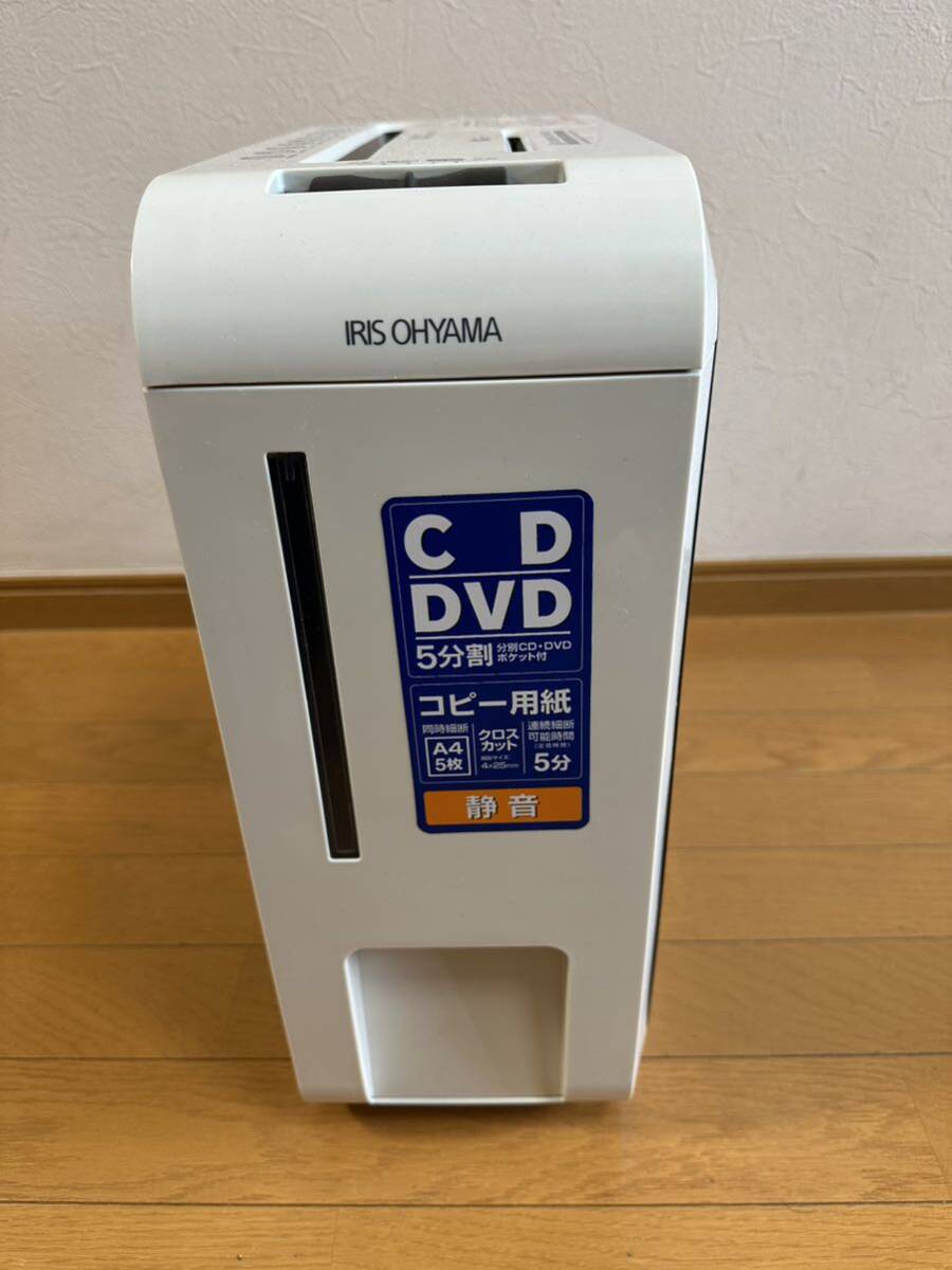 アイリスオーヤマ シュレッダー CD DVD 静音 IRIS OHYAMA _画像1