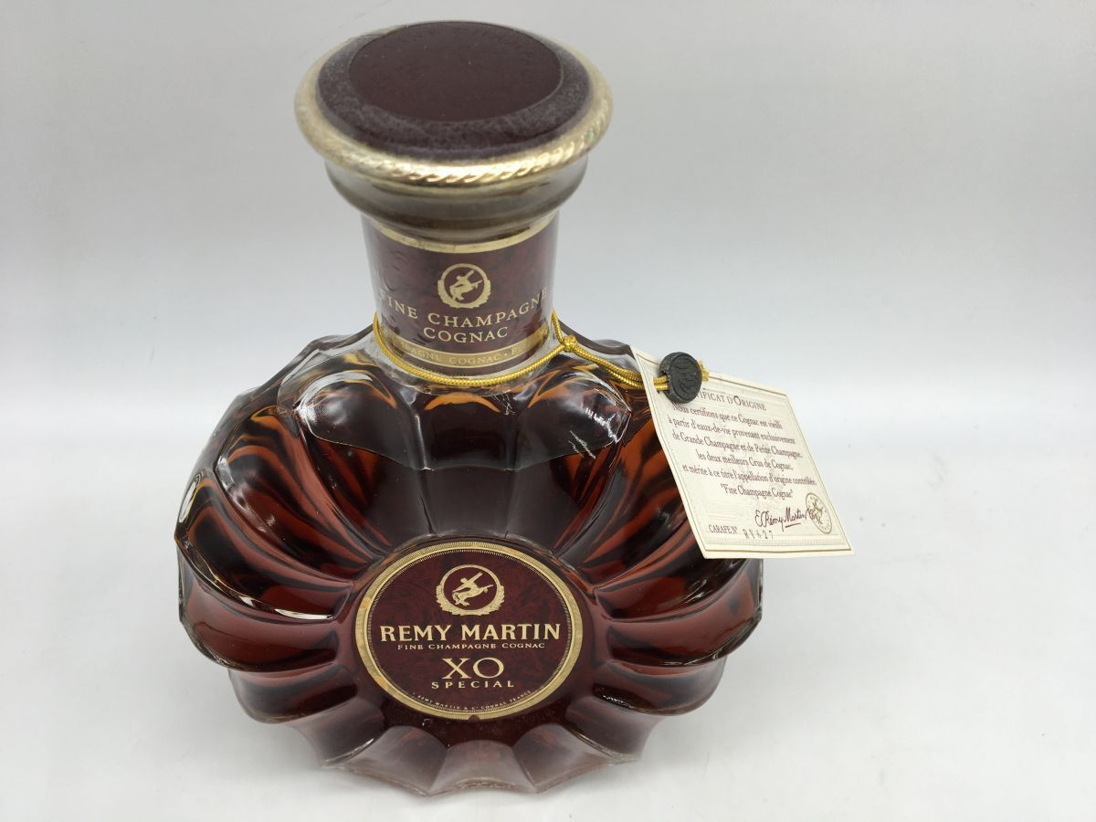 0530-003MK③6212 未開栓 お酒 700ml 40度　REMY　MARTIN　レミーマルタン　ブランデー　XO　SPECIAL　_画像3