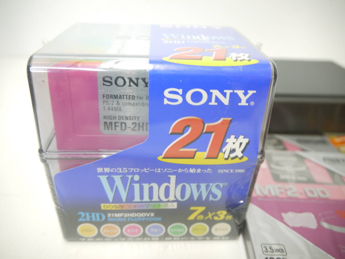 555 unopened SONY Windows MFD-2HD 21 sheets pack /Maxell MFZ-DD 6 sheets floppy disk summarize 