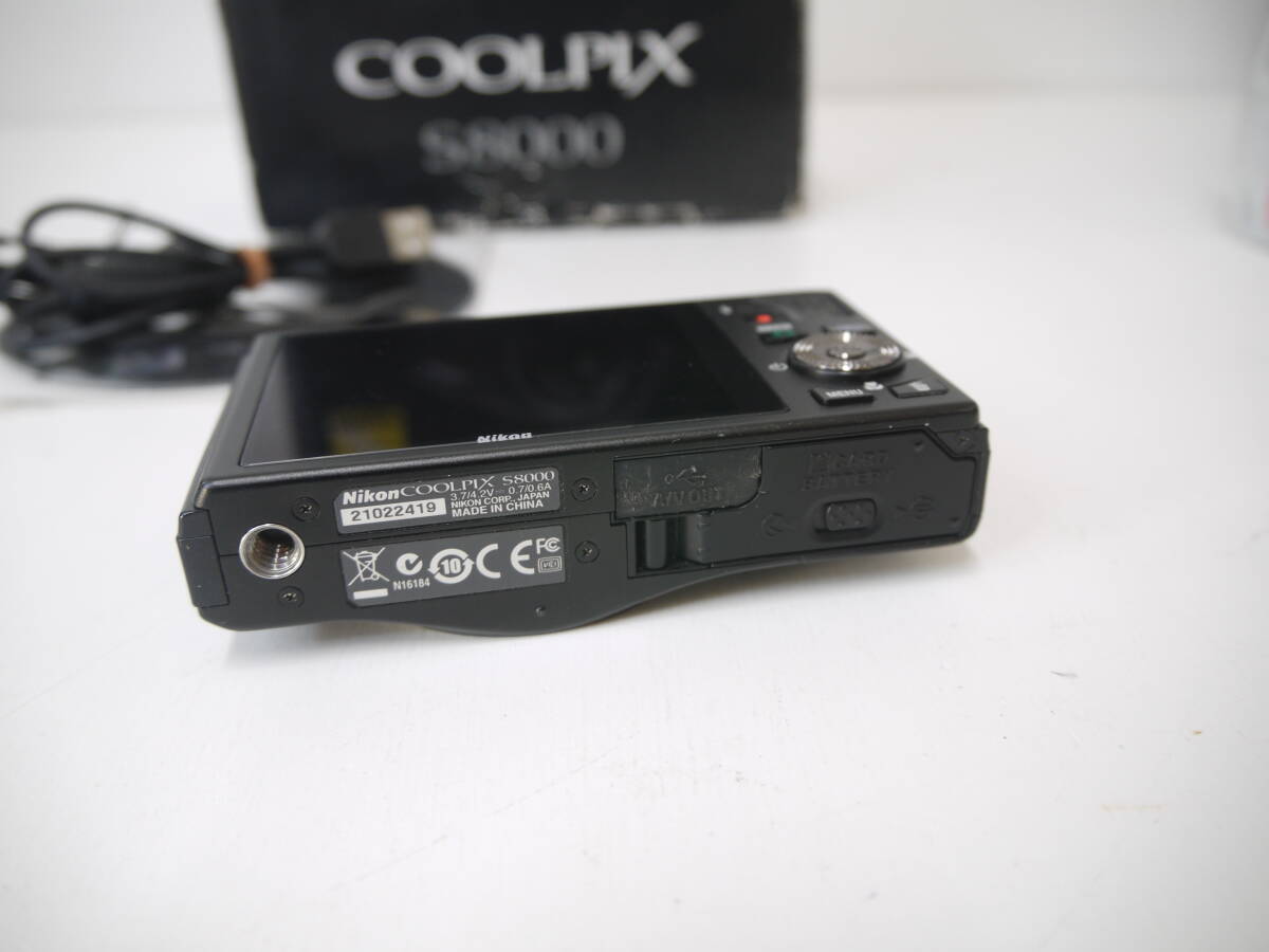 592 Nikon COOLPIX S8000 NIKKOR 10x WIDE OPTICAL ZOOM ED VR 5.4-54.0mm 1:3.5-5.6 ニコン クールピクス バッテリー欠品 箱付 デジカメ _画像6