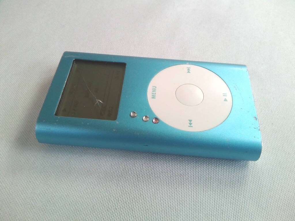 サントリー ウーロン茶特版 iPod mini A1051 4GB  ブルー 第2世代 本体のみ ★液晶割れ 現状ジャンク品の画像10