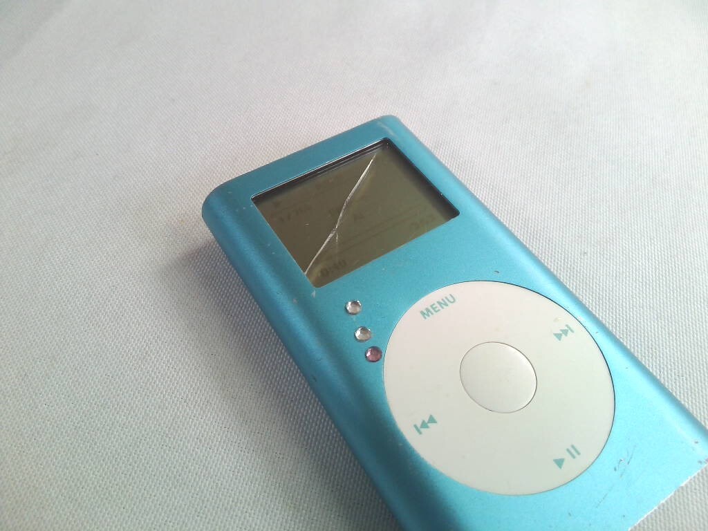 サントリー ウーロン茶特版 iPod mini A1051 4GB  ブルー 第2世代 本体のみ ★液晶割れ 現状ジャンク品の画像9