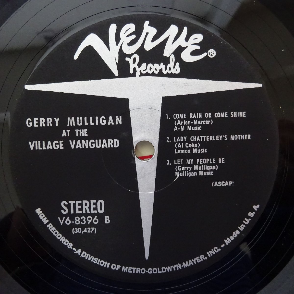 10026087;【US盤/黒T字/見開き/VERVE】Gerry Mulligan And The Concert Jazz Band / At The Village Vanguardの画像3