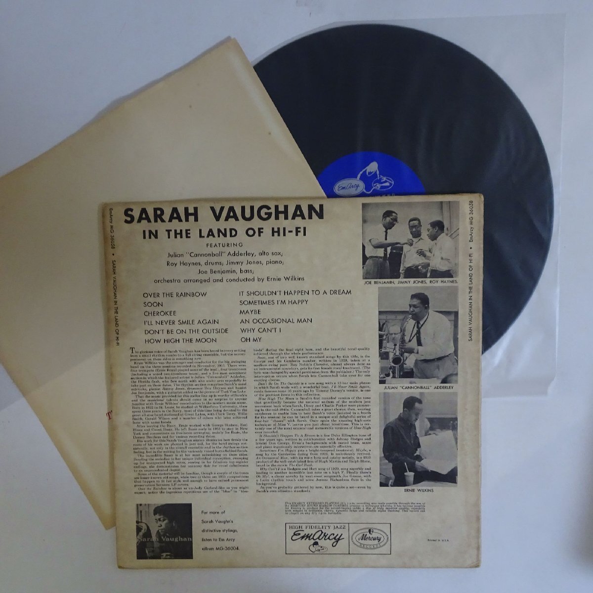 10026742;【US盤/青小ドラマー/MONO/深溝/コーティングジャケ/EmArcy】Sarah Vaughan / In The Land Of Hi-Fi_画像2