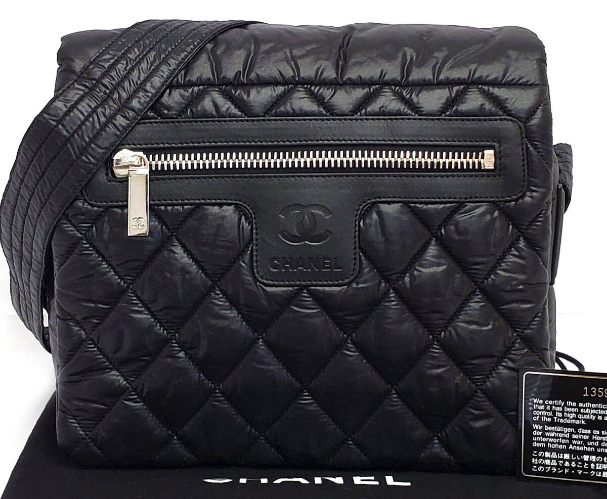 D2116◆ほぼ未使用【シャネル】CHANEL コココクーン ショルダーバッグ◆斜め掛け ナイロン ブラック シール カード有_画像1