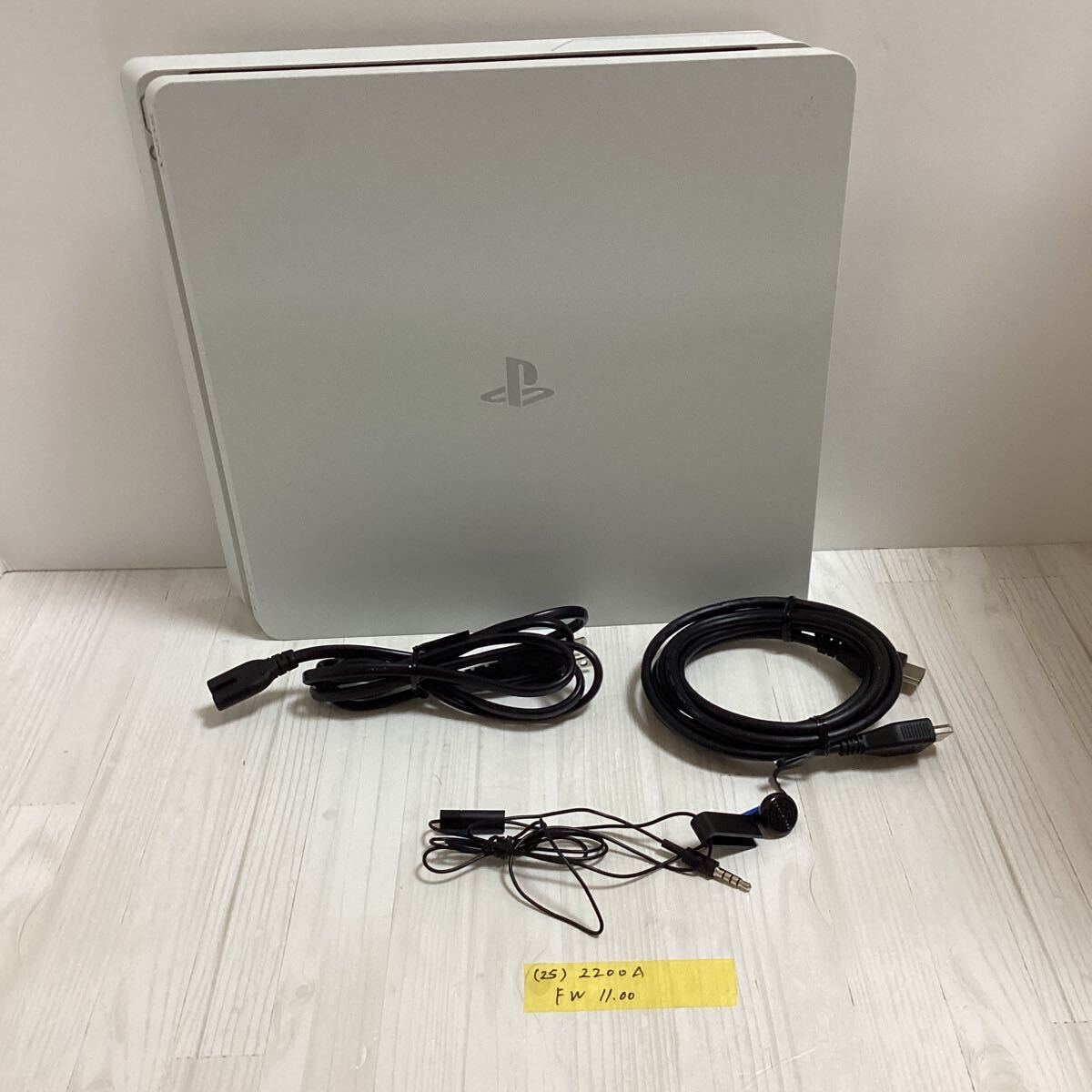 【中古】SONY PlayStation CUH-2200A グレイシャー ホワイト FW11．00（25）_画像1