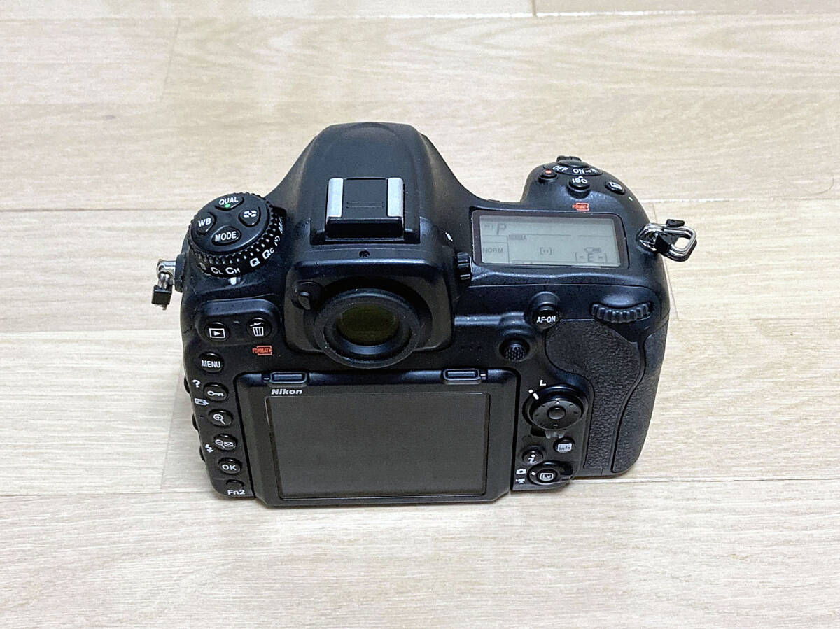 ★　Nikon ニコン D500 美品 予備バッテリー付　★_画像6