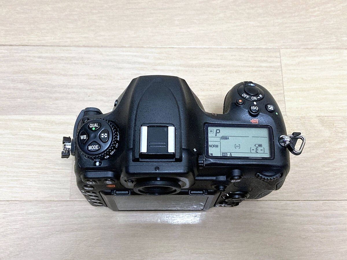 ★　Nikon ニコン D500 美品 予備バッテリー付　★_画像5