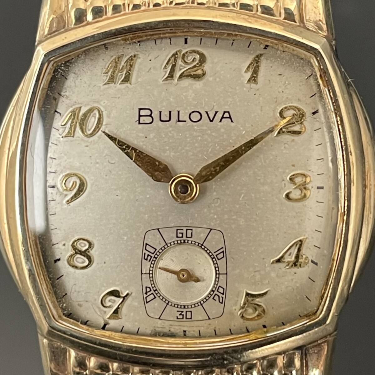 【名品】ブローバ/Bulova/1950’s/アンティーク/10KRGP/スクエア/28㎜/手巻き/11AC/ユニセックス腕時計/動作良好/男女兼用/スモセコ_画像4