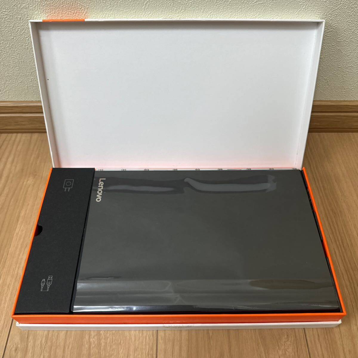 【送料無料】Lenovo YB1-X91L YOGA BOOK with Windows LTE Carbon Black 64GB の画像9