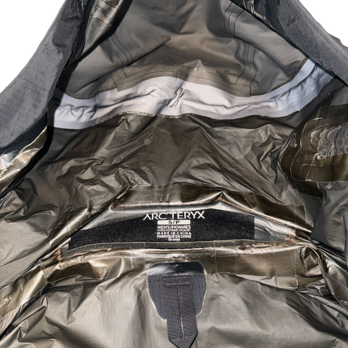 【送料無料・匿名配送】Arc’teryx BEAMS別注 beta sl jacket 内側補修あり GORE-TEX サイズS アークテリクス ビームス