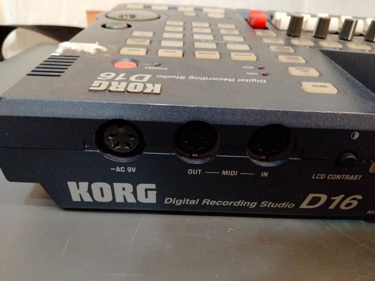 KORG　D16（中古品）デジタル　レコーディングスタジオ本体_画像3