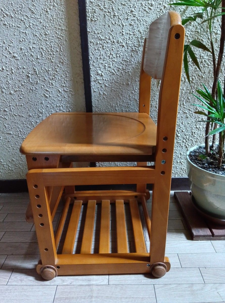 勉強机用椅子　学習椅子　高さ調整可能　木製イス　子供用学習椅子　学習チェア　木製チェア　キッズチェア　家具　ワークチェア