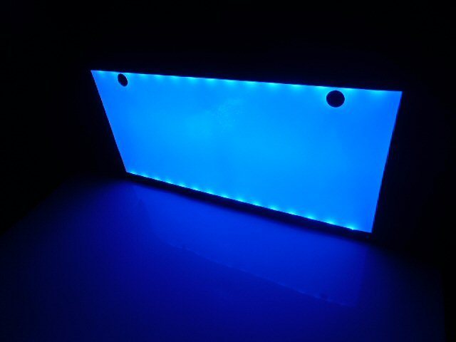 同梱無料 12V/24V EL以上 青色 美発光 超薄型 LED 字光 ナンバープレート 全面発光 青/ブルー トラック可 字光式 D_画像2