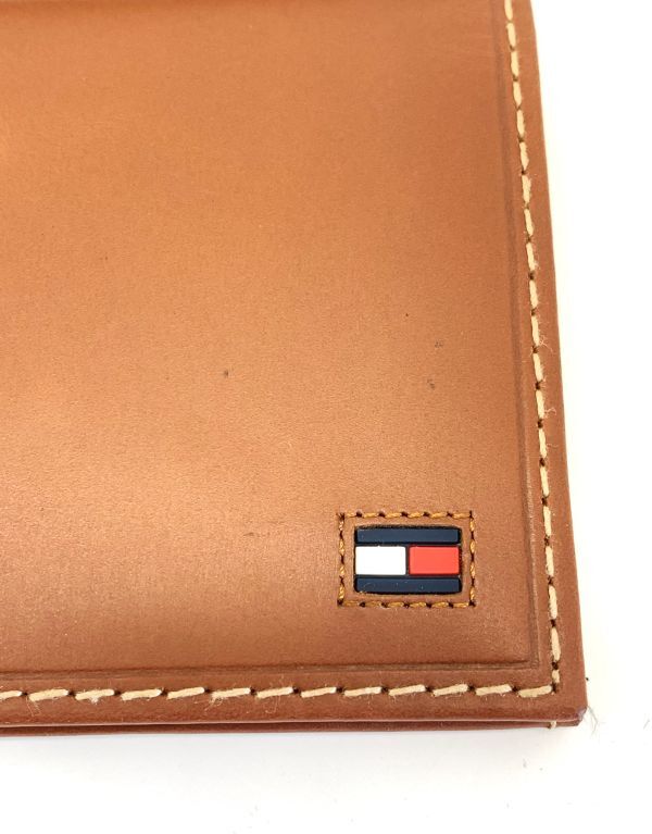 [ Tommy Hilfiger /TOMMY HILFIGER] long wallet coin Space equipped leather Brown box attached 