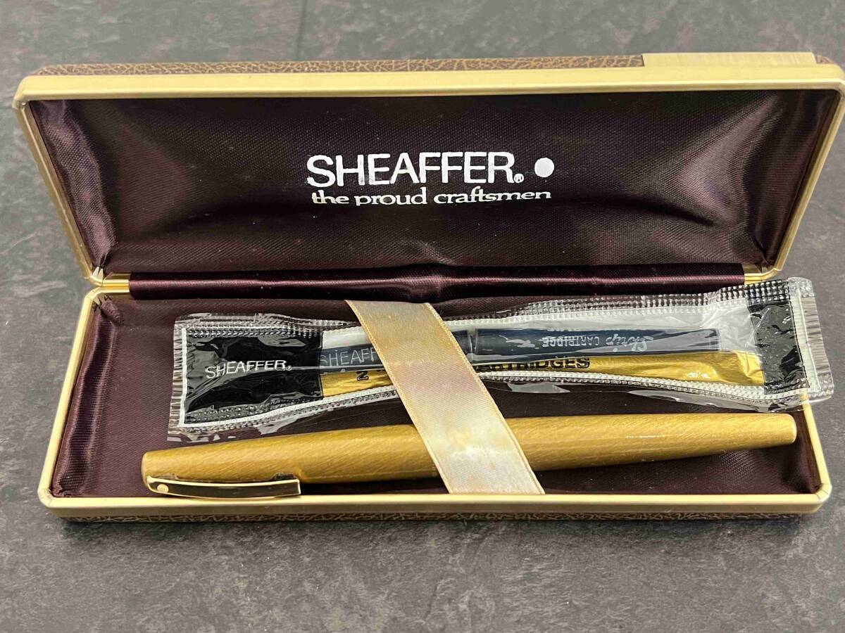 CT5847　SHEAFFER シェーファー ゴールド 万年筆 ペン先 14K AUST _画像1