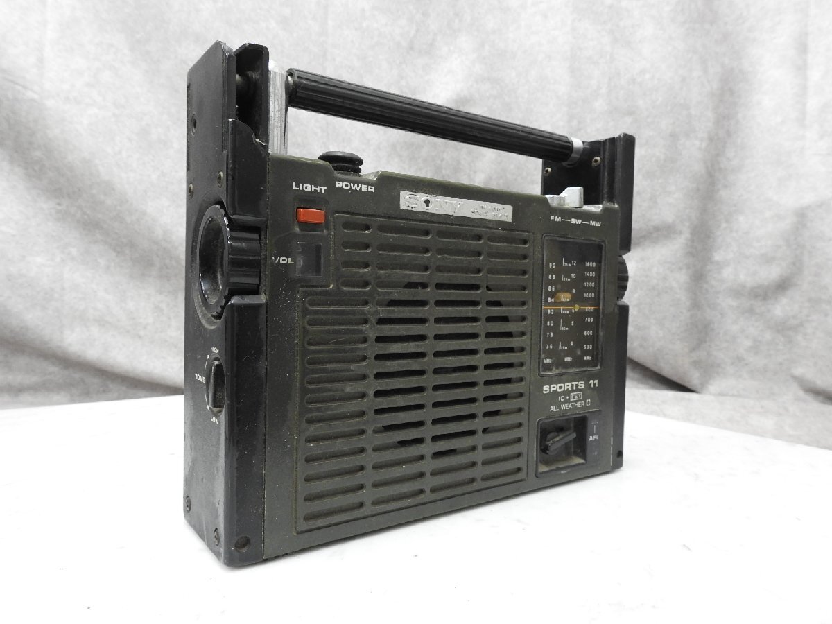 0 SONY Sony ICF-111 3 band radio 0 Junk 0