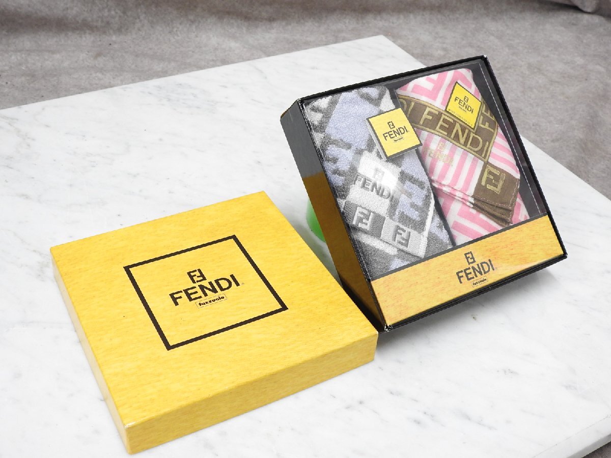 〇 FENDI フェンディ タオル.ハンカチセット　〇未使用品〇_画像1