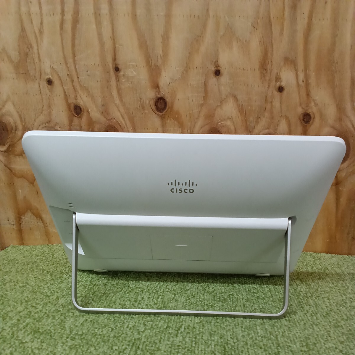 CISCOビデオ会議システムTTC5-09 Video TelePresence Touch 10″ Monitor【動作未確認品】no.5_画像3