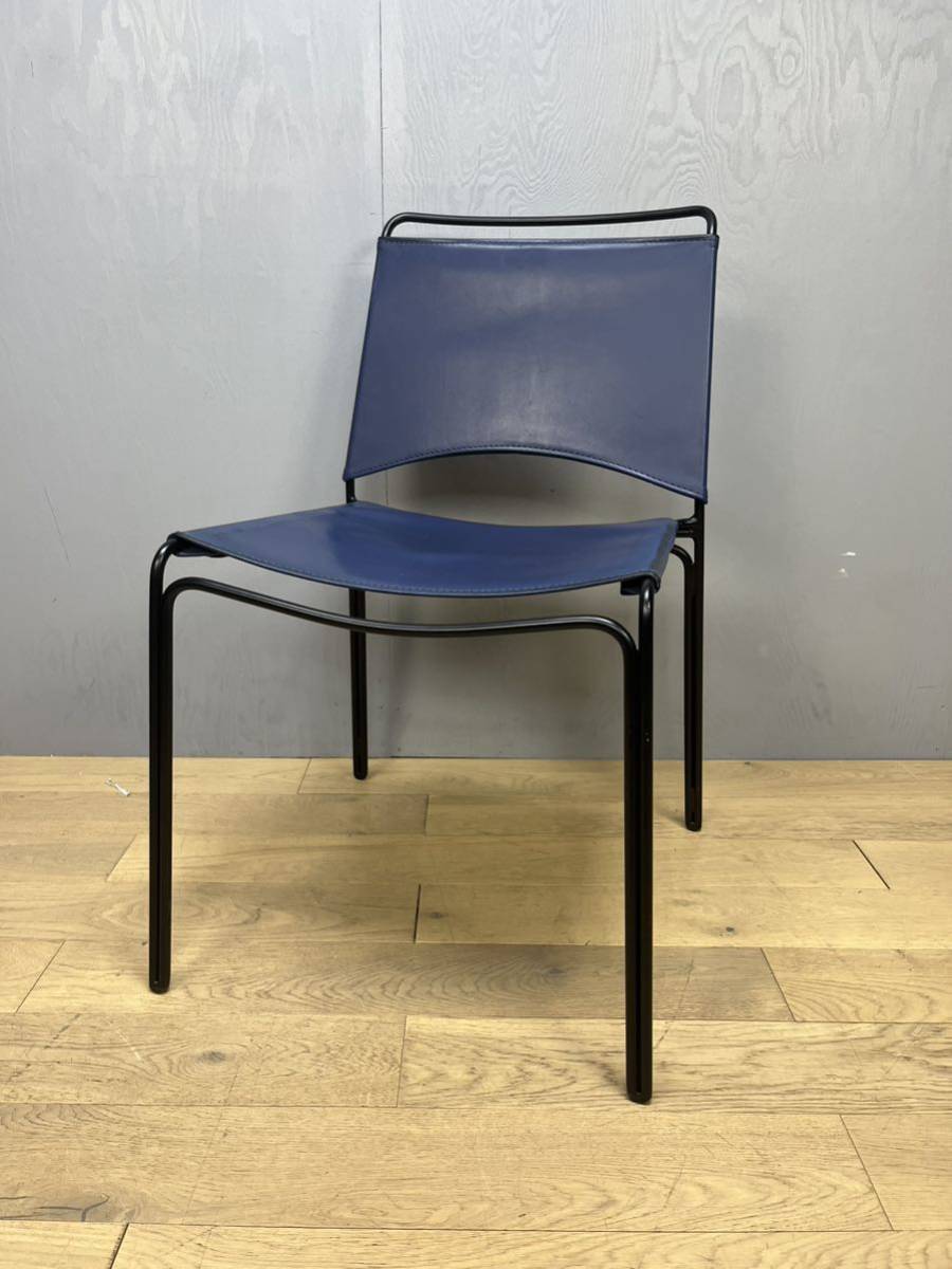 m.a.d. furniture design　TRACE CHAIR　トレースチェア　ダイニングチェア　レザーチェア　ネイビーブルー　⑩_画像1