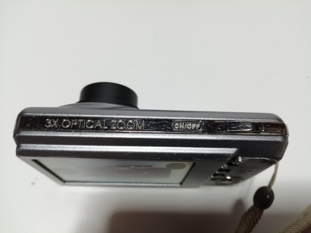 動作確認済み SANYO サンヨー DSC-X1250 コンパクトデジタルカメラ_画像3