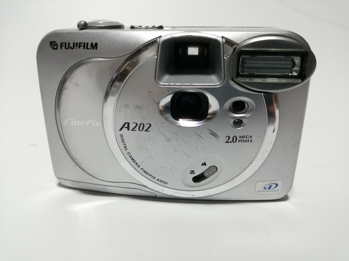 動作確認済み FUJIFILM フジフィルム FinePix A202 コンパクトデジタルカメラ_画像1