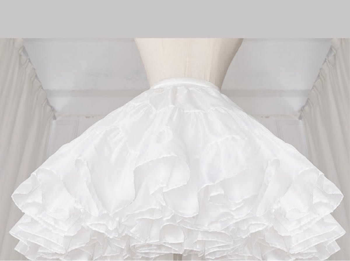 パニエ ホワイト ボリューム ロリータ フリル スカート 衣装 コスプレ　ドレスインナー チュール インナー ボリューム