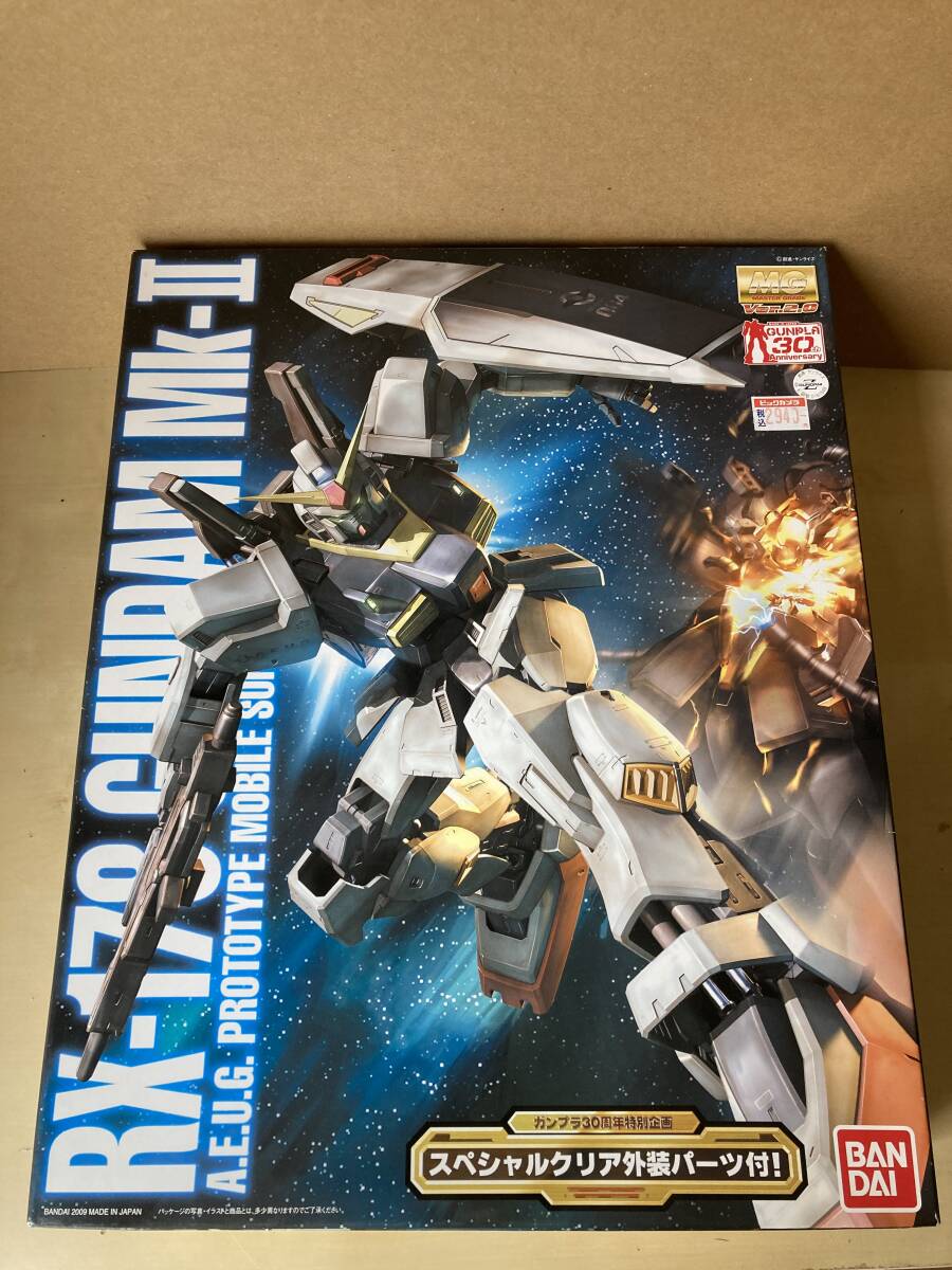 MG RX-178 ガンダムMk-II Ver2.0 エゥーゴ　一部パーツ欠損未組立ジャンク品_画像1