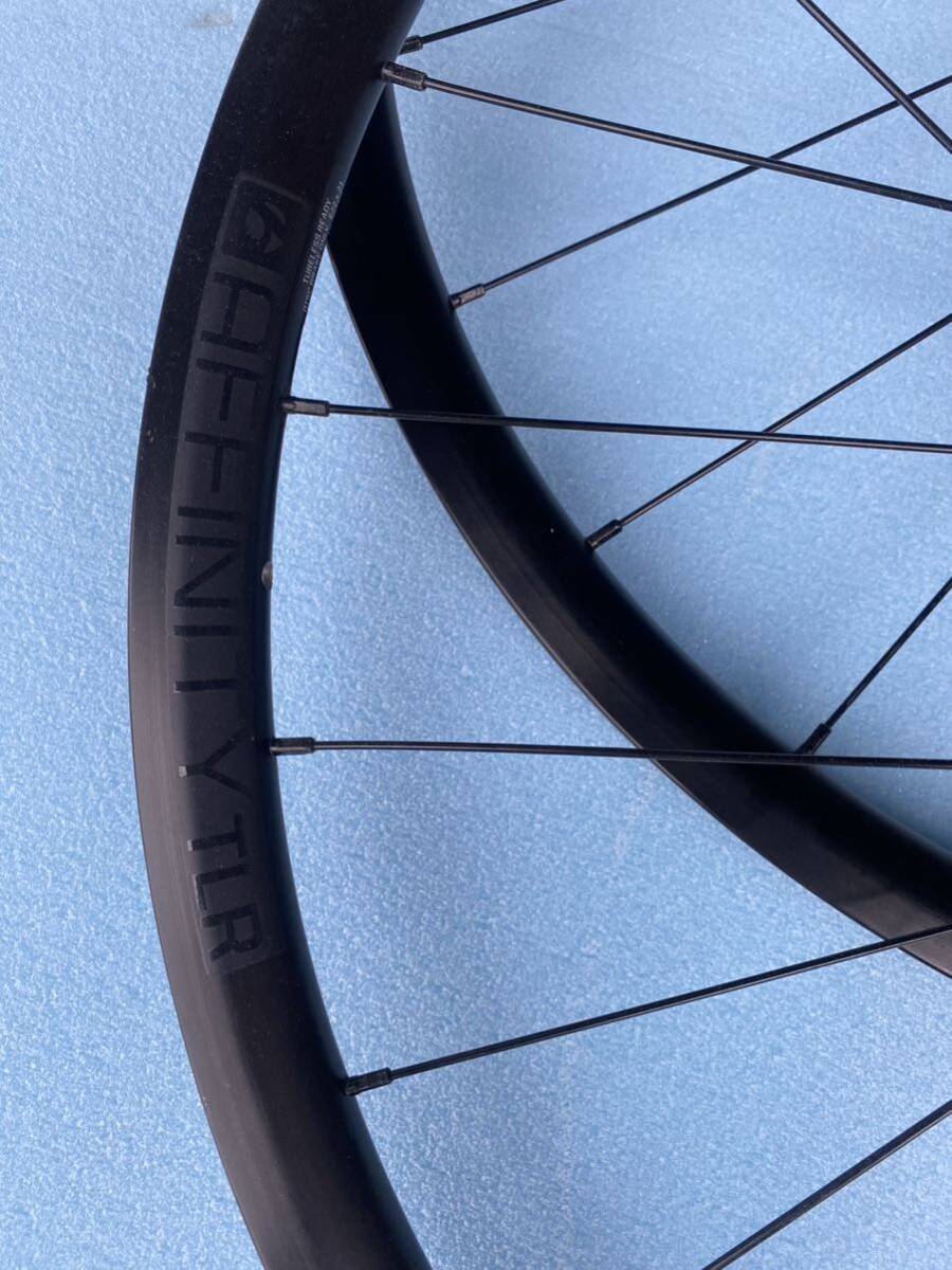 Bontrager Affinity TLR　ディスクブレーキ　センターロック　142mm　12mm　100mm　12mm　シマノ11sフリー ホイール _画像2