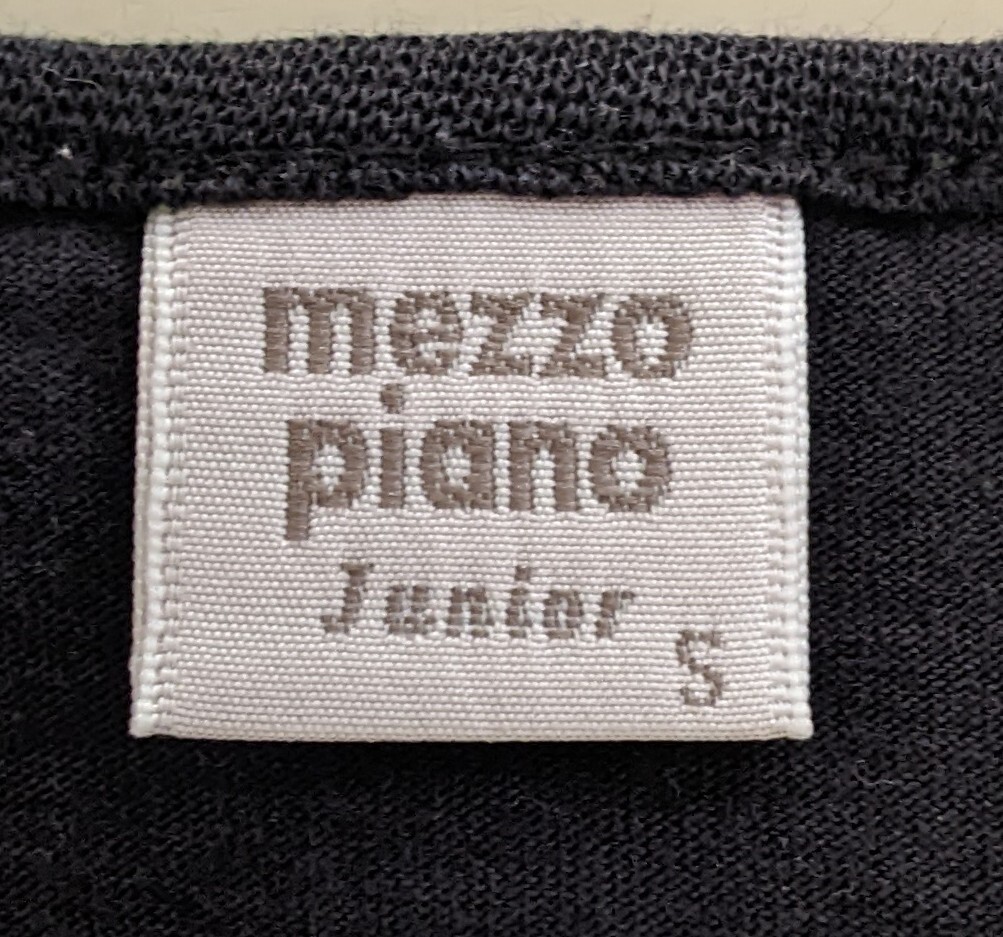 メゾピアノ　半袖Ｔシャツ　サイズ140