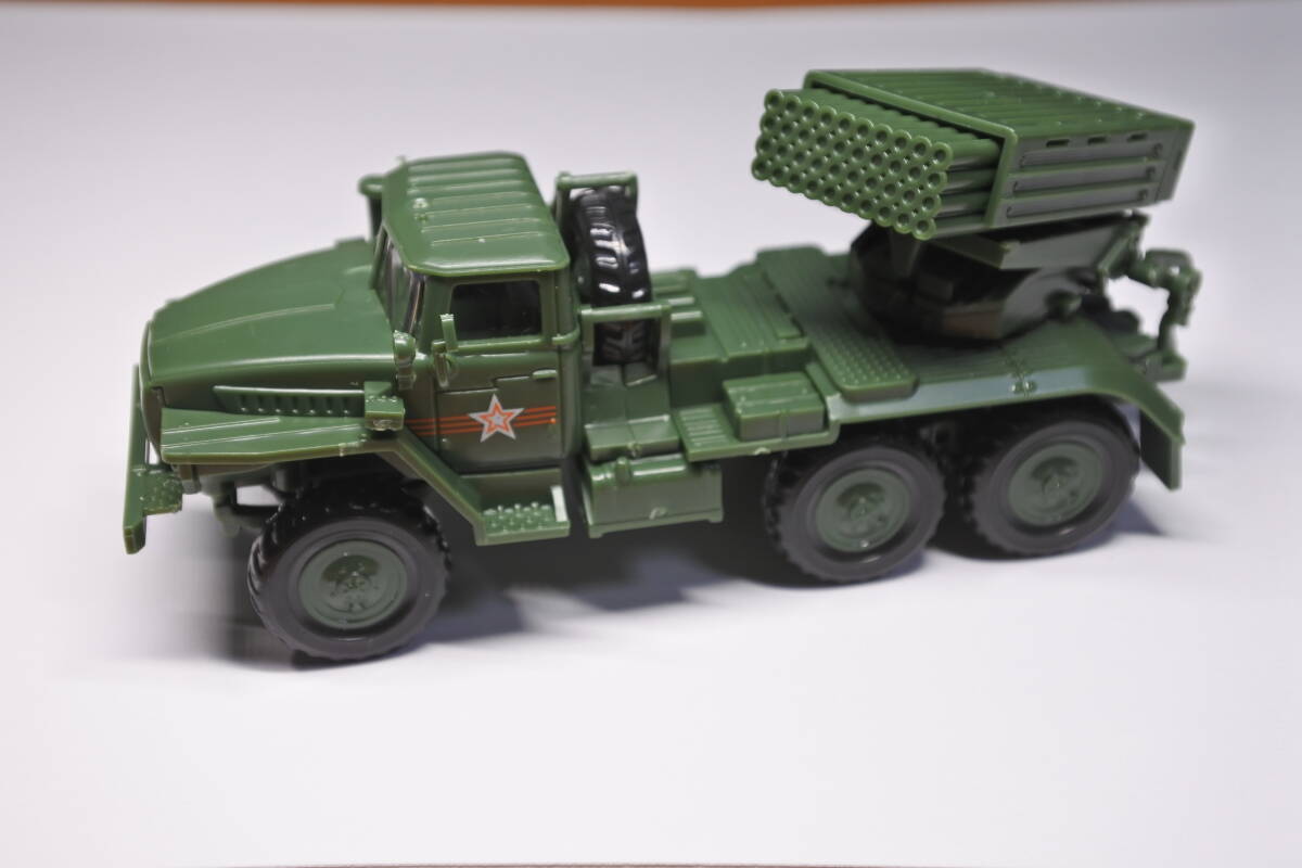 133 4D MM10037-1　1/72ロシア BM-21ロケットランチャー　300A2_サンプル写真