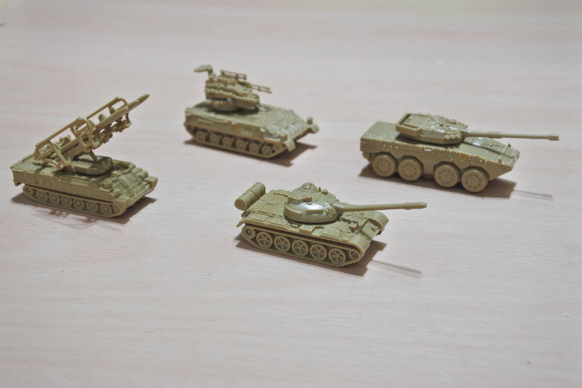 132 4D MM10035 и т.п. 1/144 танк 4 шт ( желтый ) A2