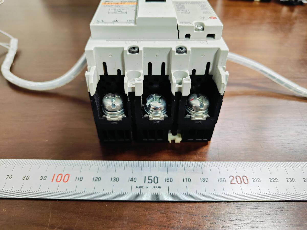 BW100EAG 富士電機　オートブレーカー　3P 75A_画像2