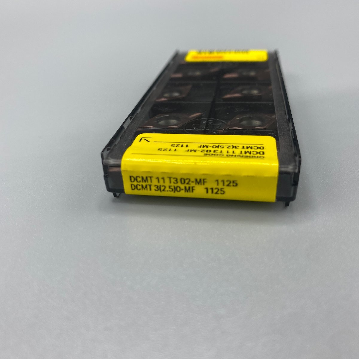 サンドビック DCMT11T302-MF 1125 スローアウェイチップ SANDVIK サンドビック DCMT11T302-MF 1125 スローアウェイチップ SANDVIK