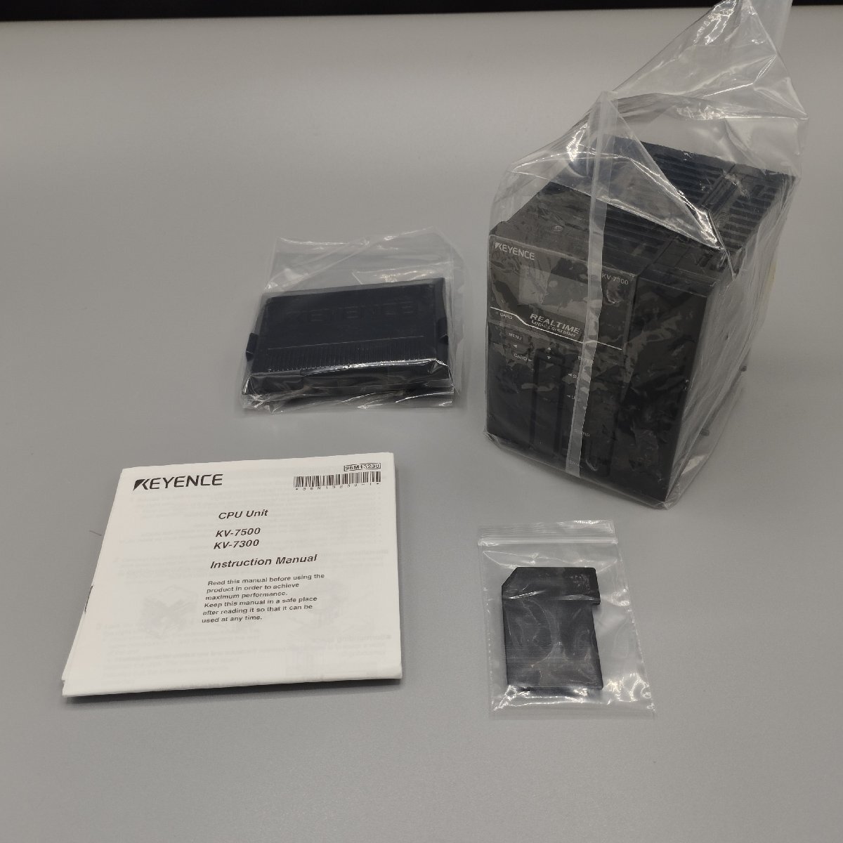 キーエンス KV-7300 中古 シリアル内蔵 CPU ユニット KEYENCE キーエンス KV-7300 中古 シリアル内蔵 CPU ユニット KEYENCE