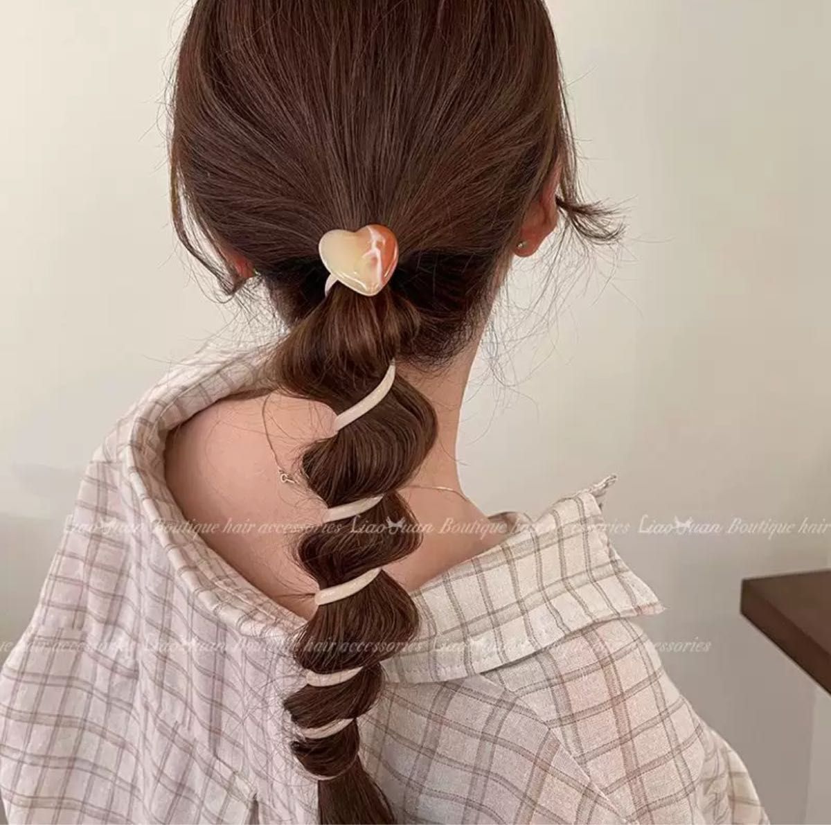 ハート【ピンク】くるくるヘアアクセサリー　簡単ヘアアレンジ　三つ編み　ポンパアレンジ　ツインテール　ポニーテール　髪飾り　ヘアゴム