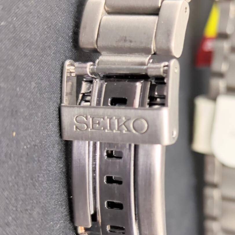 U352-H26-267 SEIKO セイコー メンズ腕時計 自動巻き デイト ケース付 リューズ動作確認済 稼働 腕回り約18.5cm フェイス約2.8cmの画像8