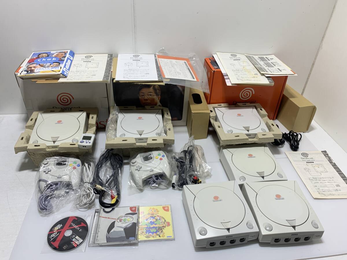 31/188☆Dreamcast ドリームキャスト 本体 コントローラー 31/188☆Dreamcast ドリームキャスト 本体 コントローラー
