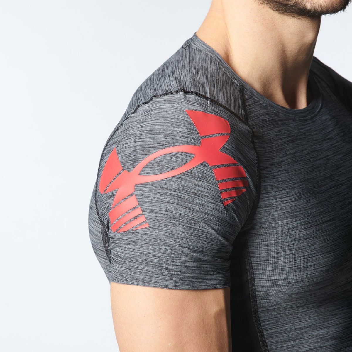 ●送料390円可能商品 アンダーアーマー UNDER ARMOUR HEATGEAR 吸汗速乾 半袖 コンプレッション シャツ [13783510351N-L] 三 弐★QWER★_画像4