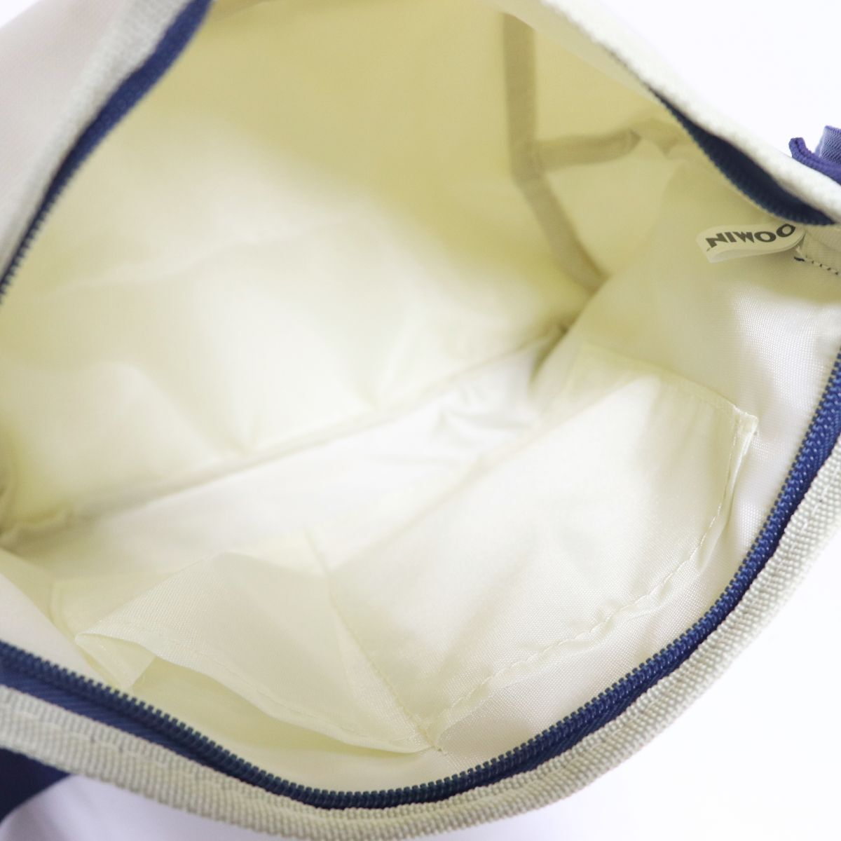 * Moomin MOOMIN little mii new goods convenience casual messenger bag shoulder bag BAG bag bag [MOOMIN-OWT1N] one six *QWER*