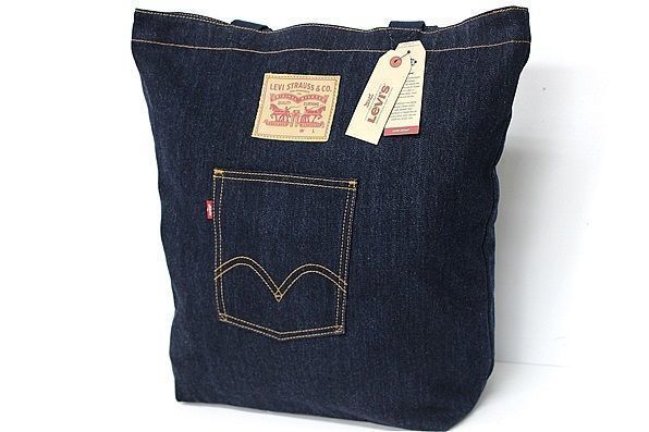 * Levi's Levis новый товар мужской хлопок Denim большая сумка сумка BAG сумка темно-синий темно-синий [77170-0469-OS] один шесть *QWER*